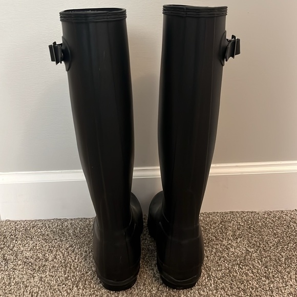 Women’s Tall Hunter Boots - Black Matte - Picture 2 of 4